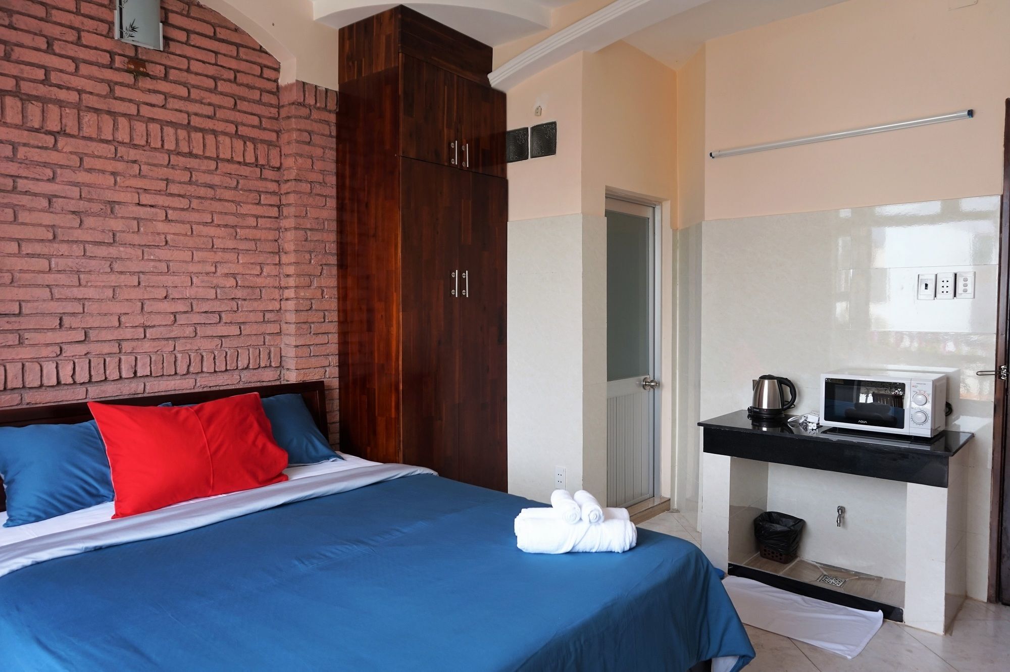 Reddoorz Near Khu Che Xuat Tan Thuan 2 2* TP. Hồ Chí Minh