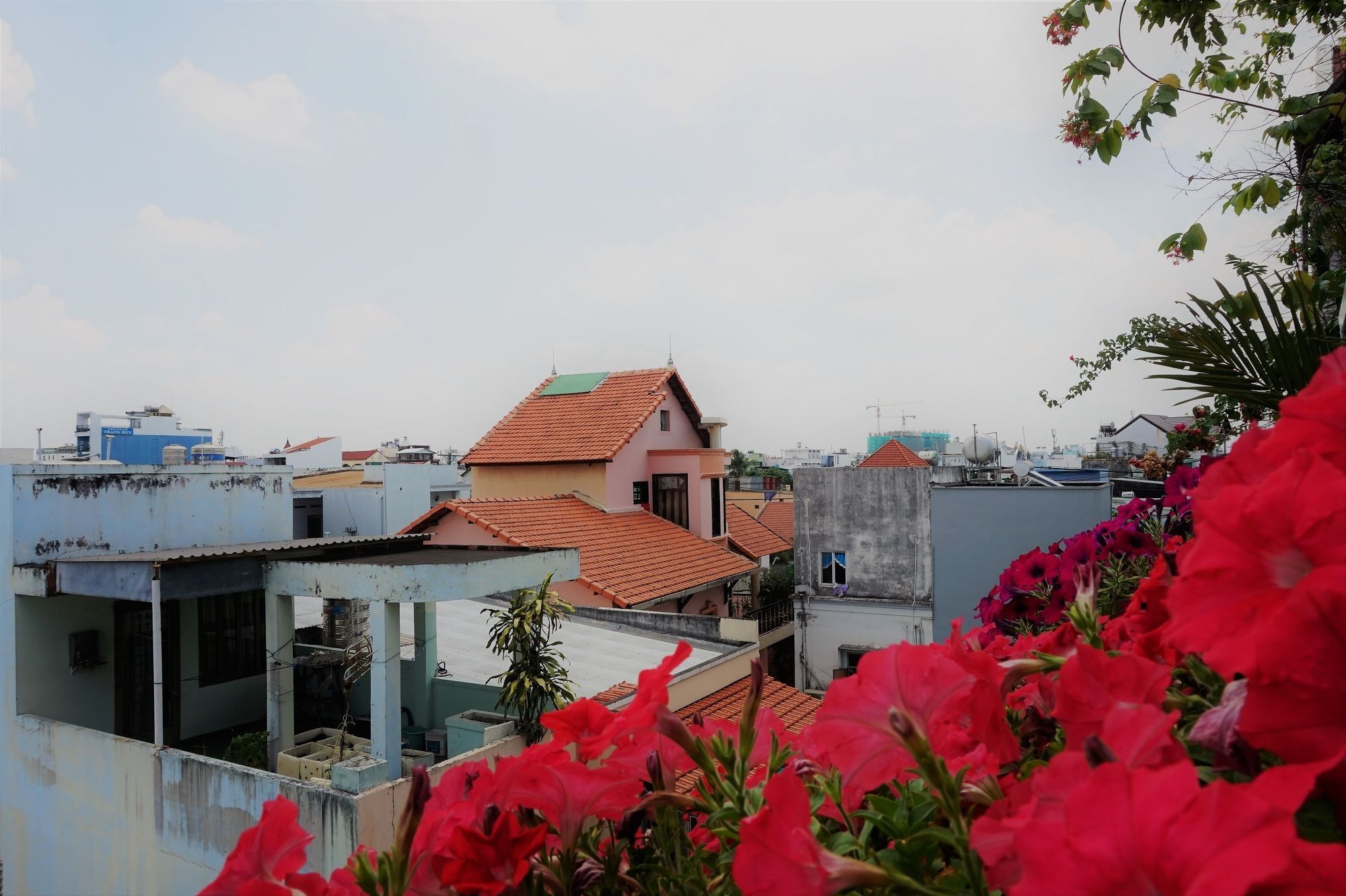Nhà khách Reddoorz Near Khu Che Xuat Tan Thuan 2 2*